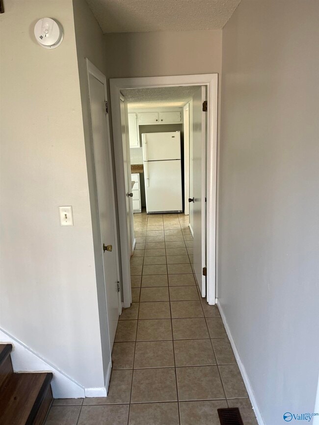 Foto del edificio - 4903 Alburta Rd NW