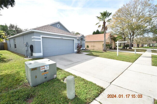 Foto del edificio - 24806 Black Creek Ct