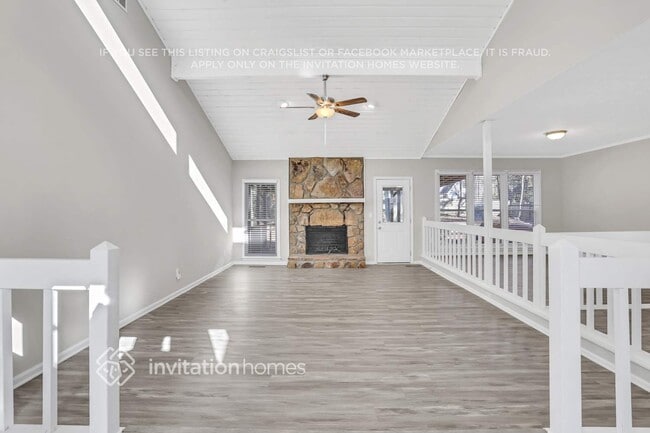 Foto del edificio - 1169 Ashley Lake Dr