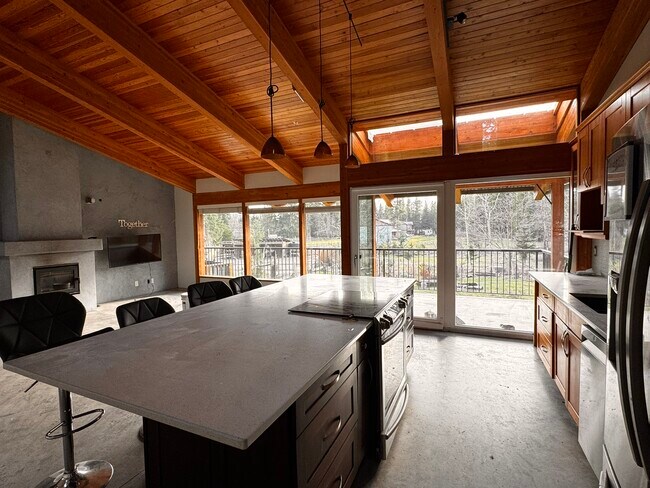 Photo du bâtiment - 1425 Benzon Crescent