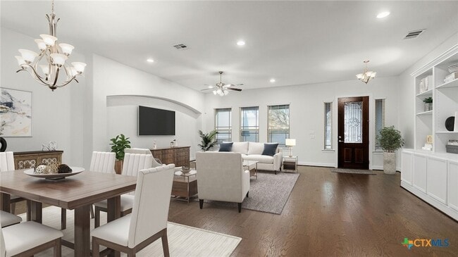 Foto del edificio - 961 N Academy Ave