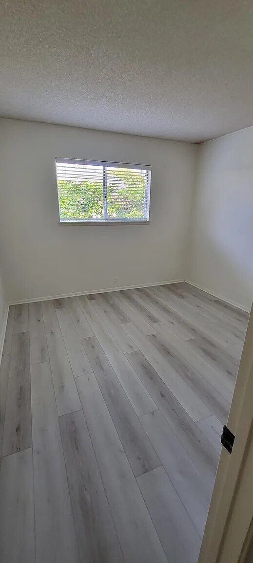 Foto del edificio - 435 Mills Way