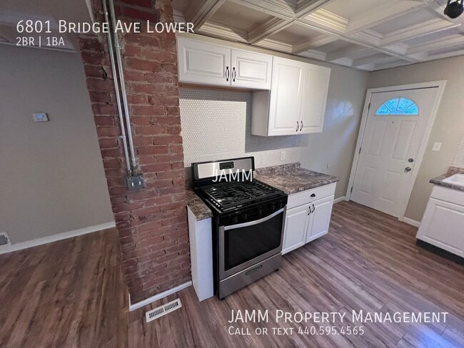 Foto del edificio - 6801 Bridge Ave