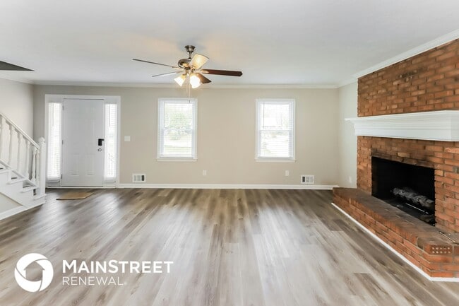 Building Photo - 1616 Quail Run SW