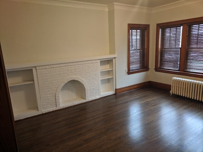 Foto del edificio - 1430 Maple Ave