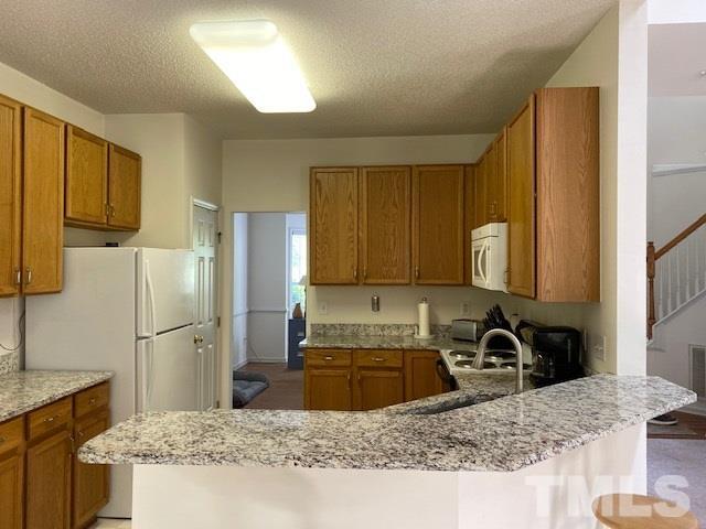 Building Photo - 8705 Springhouse Ln