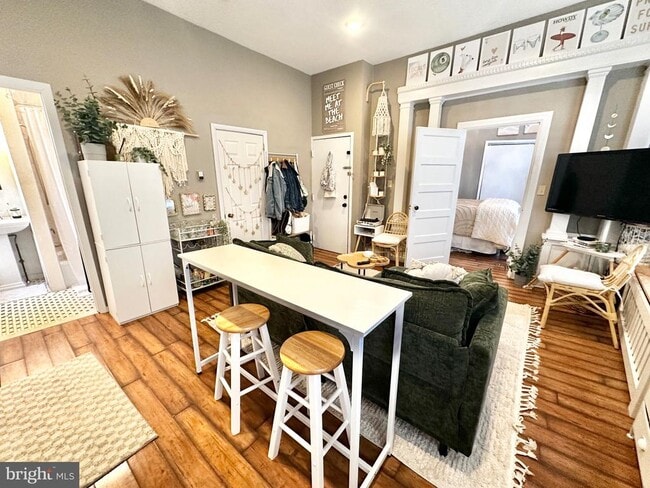 Building Photo - 59 N Main St