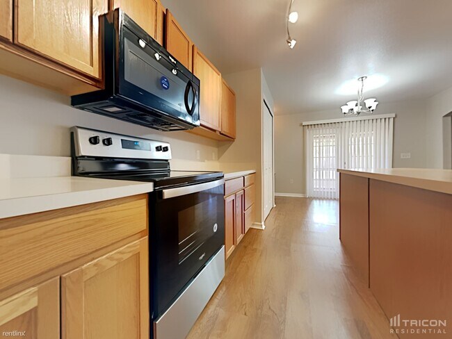 Building Photo - 11724 Ivy Flower Loop