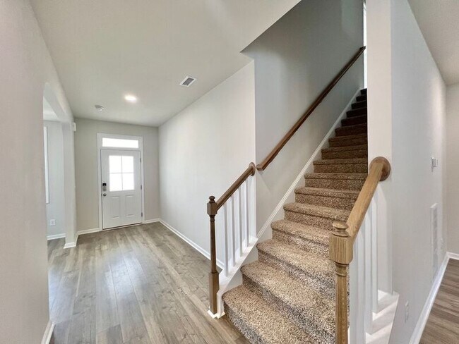 Foto del edificio - 120 Alta Crst Ln