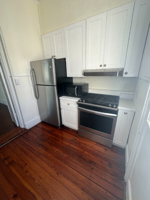 Building Photo - 128 Wentworth St
