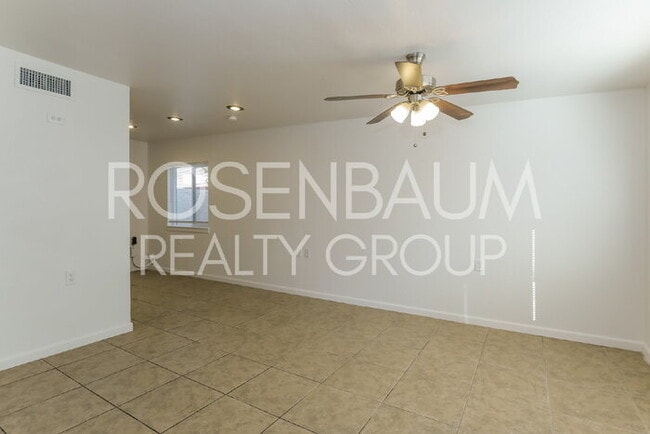 Photo - Beautifully updated 3-bedrooms, 2-baths ho... House