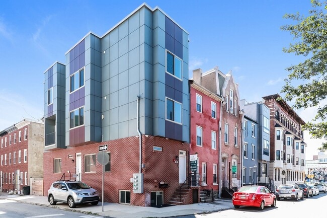 Building Photo - 917 N 15th St