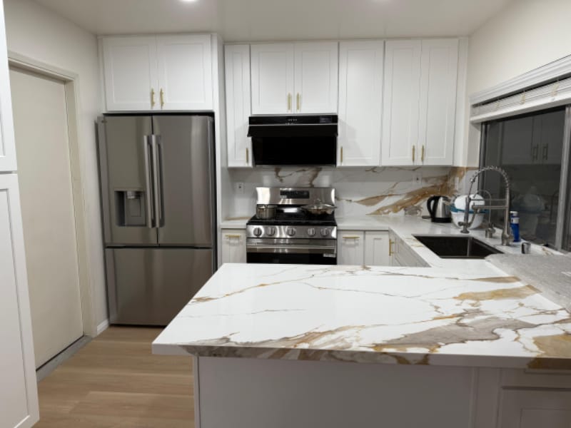 Foto principal - 750 Kostner Dr