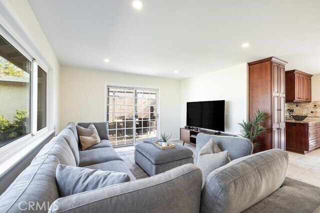 Foto principal - 2206 Stinson St