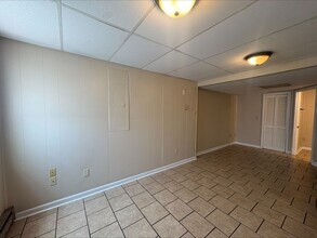 Building Photo - 16267 Flamingo Dr