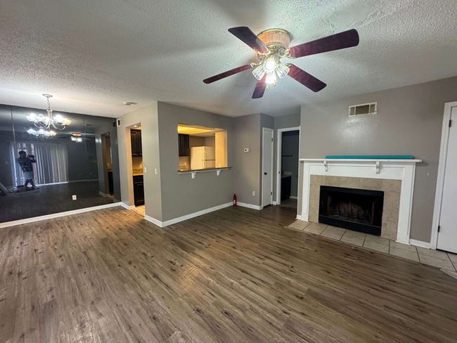 Foto del edificio - 2004 Greenpoint Dr