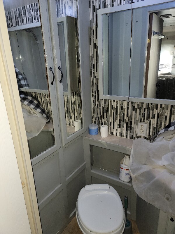 Foto del edificio - 446 Co Rd 90B