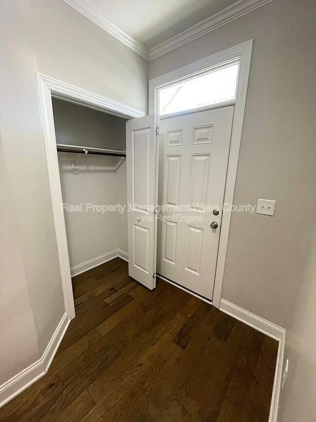 Building Photo - 139 Cobalt Creek Way