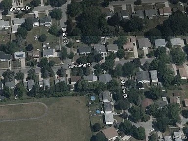 Foto del edificio - 111-Left Sunshine Dr
