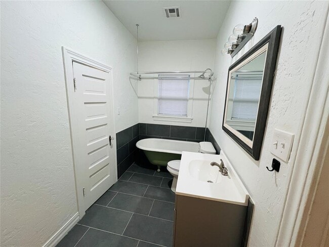 Foto del edificio - 224 W Eufaula St