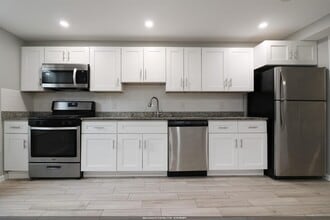 Building Photo - 1620 Palisade Ave