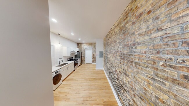 Foto del edificio - 1030 S Holmes St