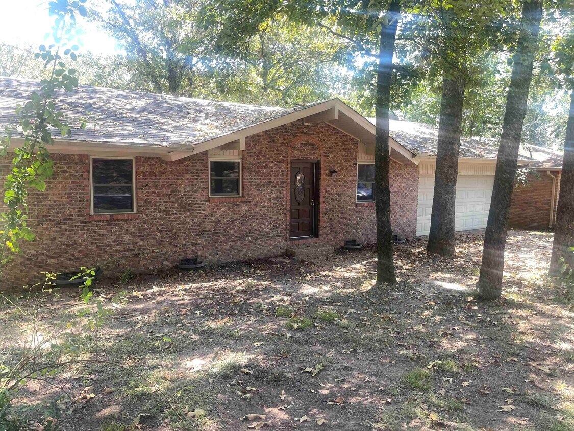 Primary Photo - 8706 Oakhaven Dr