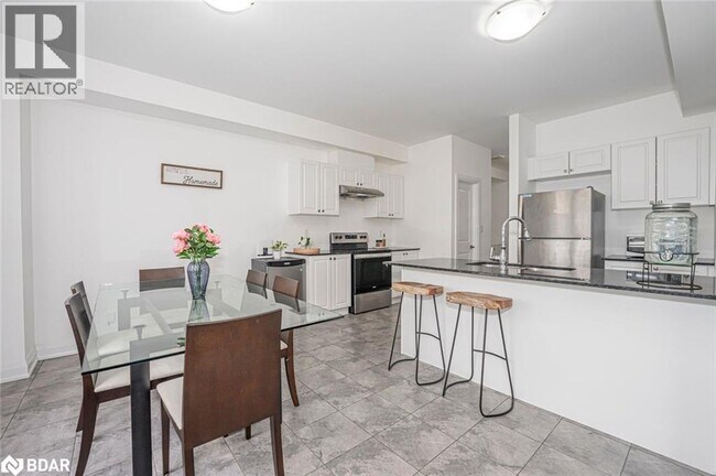 Photo du bâtiment - 42 Alaskan Heights