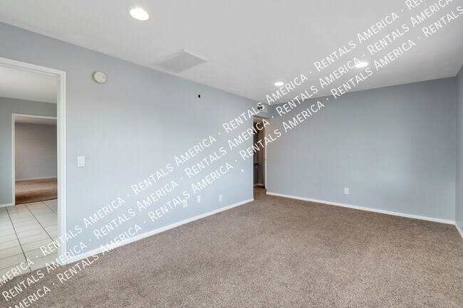 Foto del edificio - 442 E Linden St