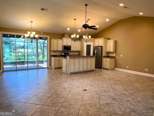 Building Photo - 129 Oarsman Crossing