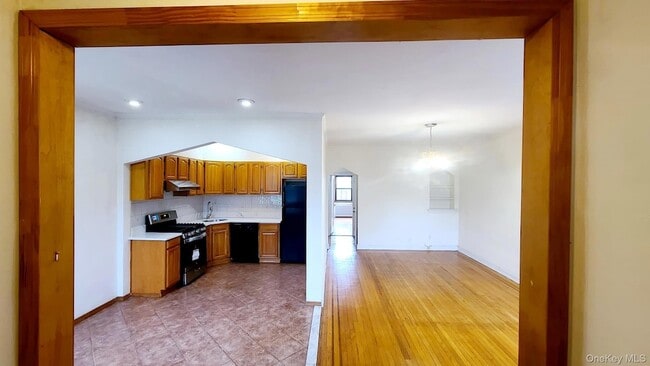 Photo - 85-78 66th Avenue Unit House