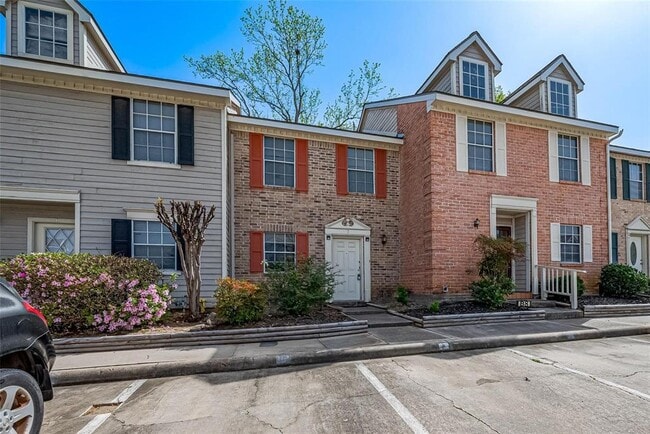 Building Photo - 2030 Plantation Dr