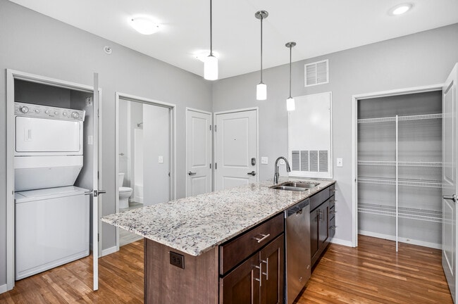 Building Photo - Aspen Lofts