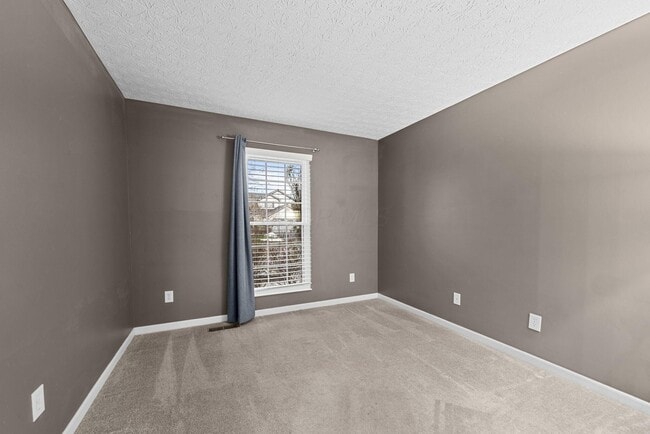 Foto del edificio - 397 Abbotsbury Dr