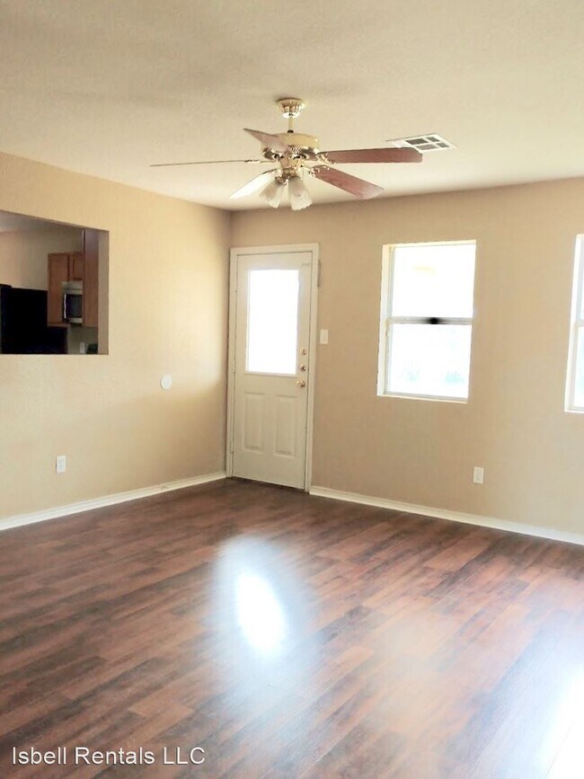 Foto del edificio - 5 br, 2 bath House - 3504 Driftwood Drive