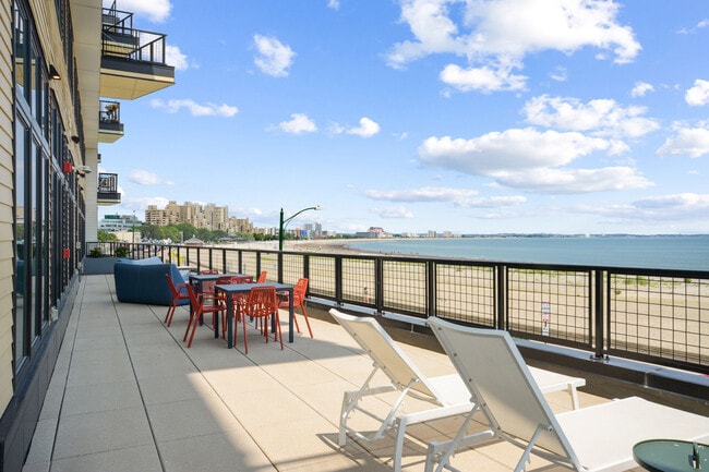 Foto del edificio - Ryder Revere Beach