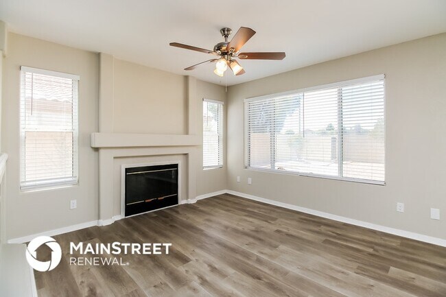 Foto del edificio - 2541 W Gary Dr