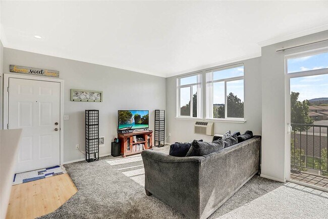 Building Photo - 22855 E Country Vista Dr
