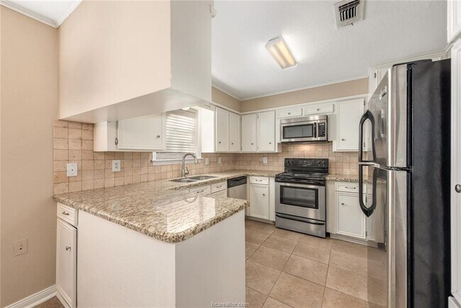 Foto del edificio - 2908 Oakside Dr