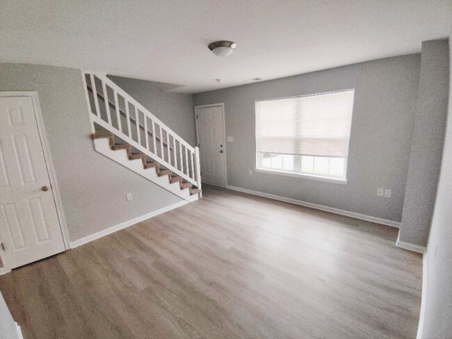 Building Photo - 36 Duiguid Dr