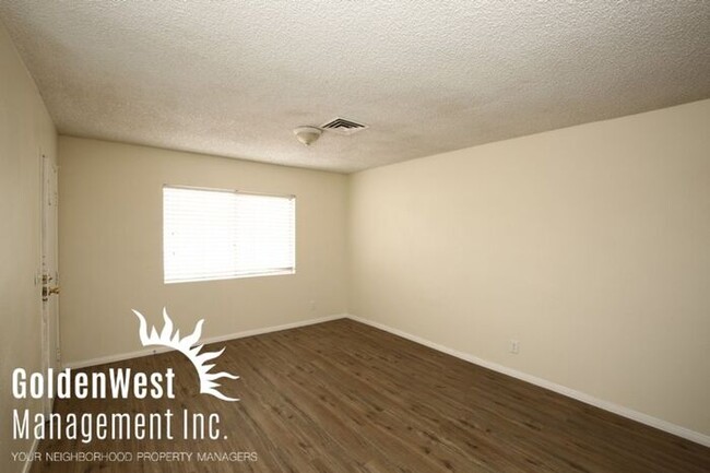 Building Photo - Charming 1Bdm 1Ba Unit by Downtown Fremont...