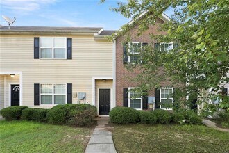 Building Photo - 8648 Thomas Ln