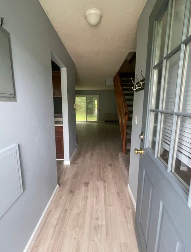 Foto principal - 149 Ledgewood Cir