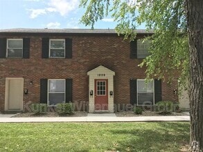 Building Photo - 1809 Jamestown Rd
