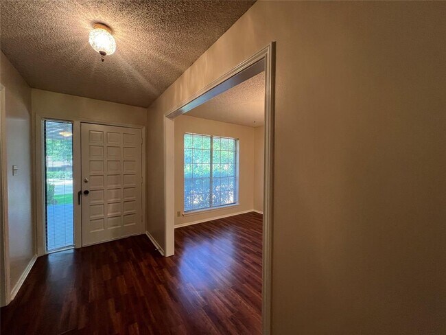 Building Photo - 2302 Comburg Castle Way