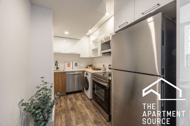 Foto del edificio - 941 W Carmen Ave