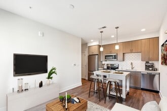 Building Photo - The Rae