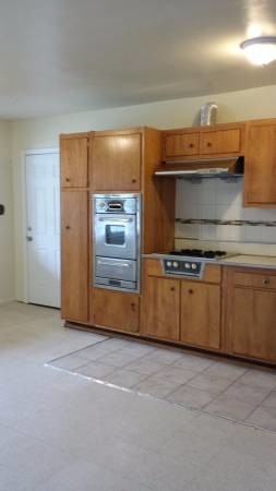 Primary Photo - 8525 75th St