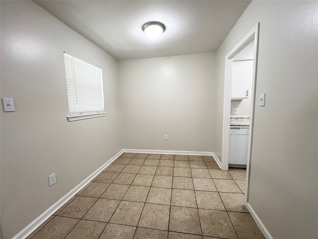 Building Photo - 130 Oyster Creek Dr