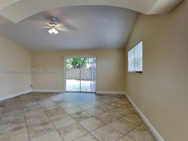Foto del edificio - 11674 Oleander Dr